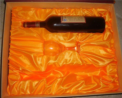 禮盒內(nèi)襯托